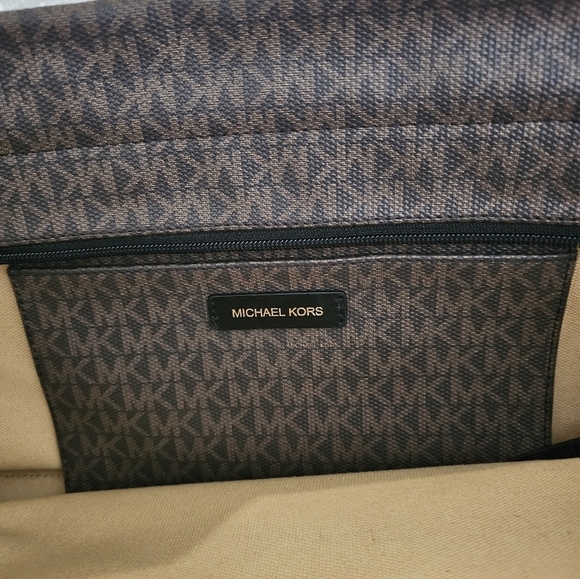 NWOT Michael Kors All-Over Logo-Printed Large Tote Bag Brown/Black - Picture 5 of 9